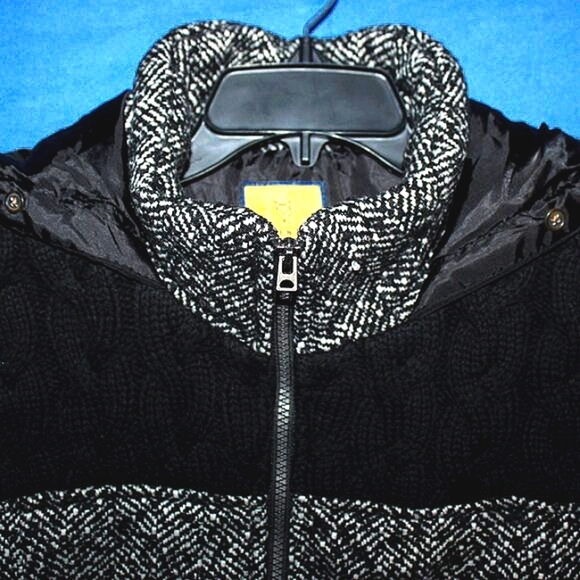Prince & Fox Jackets & Blazers - Prince & Fox Herringbone Hooded Vest XL